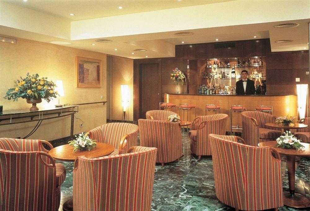 Nh Collection Salamanca Palacio De Castellanos Restaurant bilde